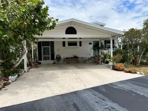 357 Mount Saxon Ave NE #323, Saint Petersburg, FL 33702