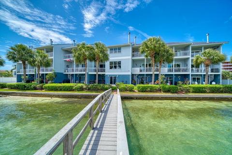 9931 1st St E, Treasure Island, FL 33706