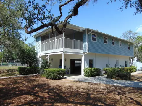 1650 Dixie Hwy, Tarpon Springs, FL 34689