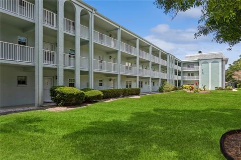 701 Poinsettia Rd #344, Belleair, FL 33756