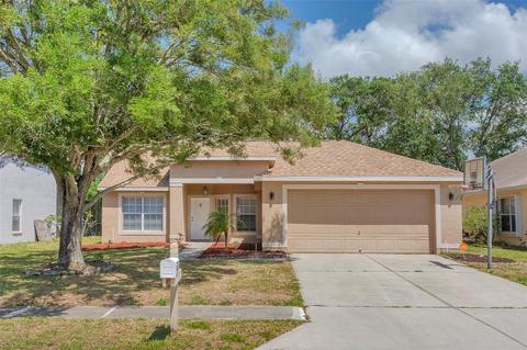 3030 Oakbrook Cir, Clearwater, FL 33759