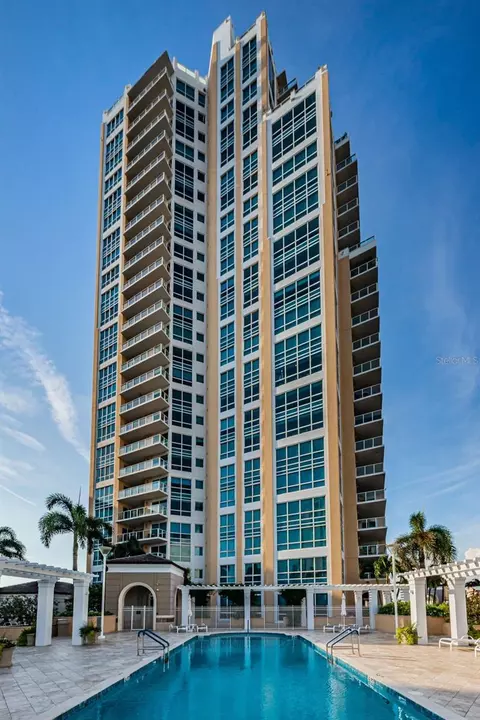400 Beach Dr NE #702, Saint Petersburg, FL 33701