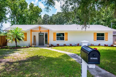 5102 Country Side Dr, Tampa, FL 33624