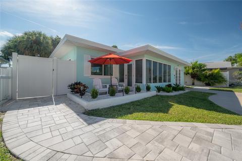 875 Bruce Ave, Clearwater Beach, FL 33767