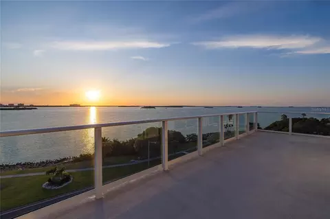 1020 Sunset Point Rd #603, Clearwater, FL 33755