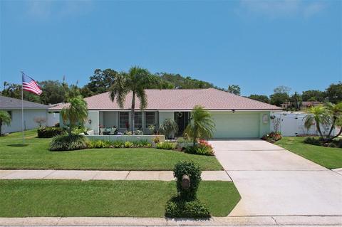 10211 139th St, Largo, FL 33774