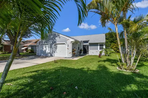 340 Phlox Dr #340, Palm Harbor, FL 34684