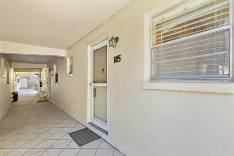 9940 47th Ave N #115, Saint Petersburg, FL 33708