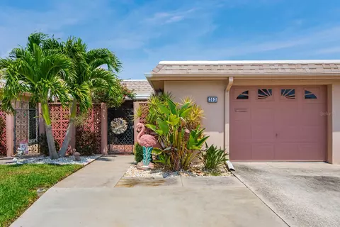 343 Boca Ciega Point Blvd S, Saint Petersburg, FL 33708