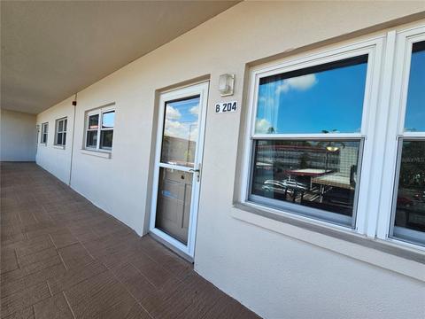 5530 80th St N #B204, Saint Petersburg, FL 33709