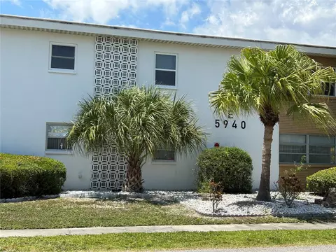 5940 21st St N #3, Saint Petersburg, FL 33714