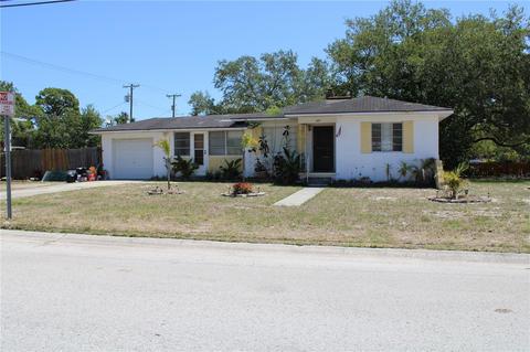 457 67th St N, Saint Petersburg, FL 33710