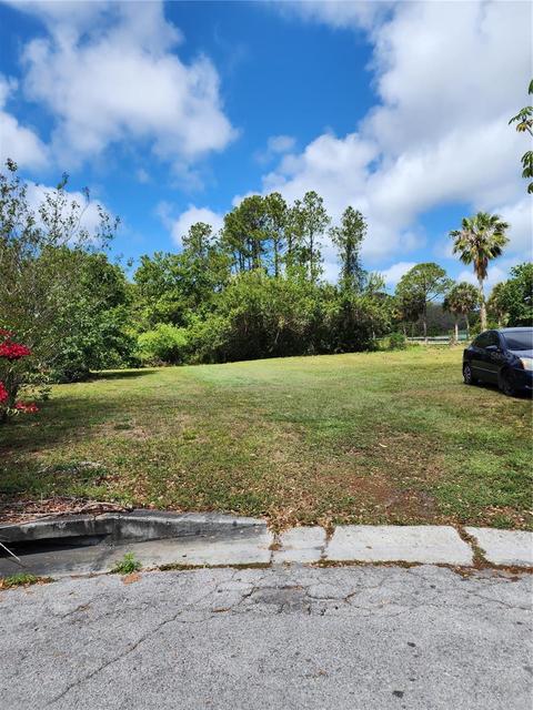 Taylor Lake Place, Seminole, FL 33778
