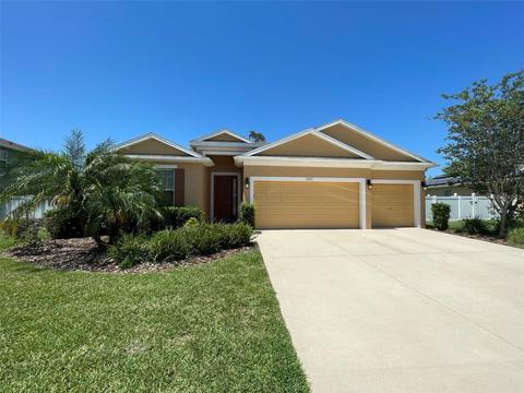 1327 Lake Baton Dr, Deltona, FL 32725