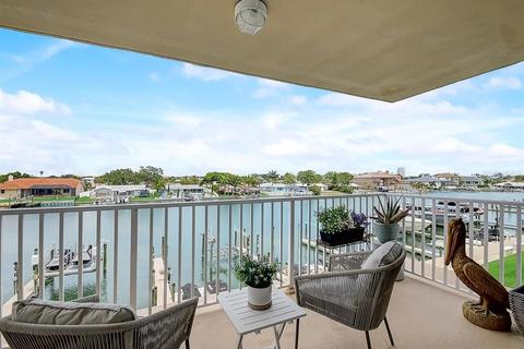 223 Island Way #3G, Clearwater Beach, FL 33767
