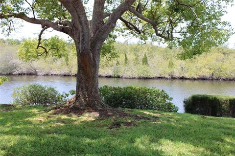 4114 Hampton Dr, New Port Richey, FL 34652