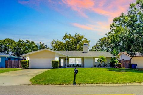 1859 Greenhill Dr, Clearwater, FL 33755