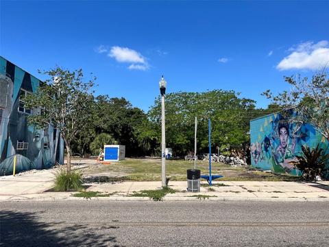 925 22nd St S, Saint Petersburg, FL 33712