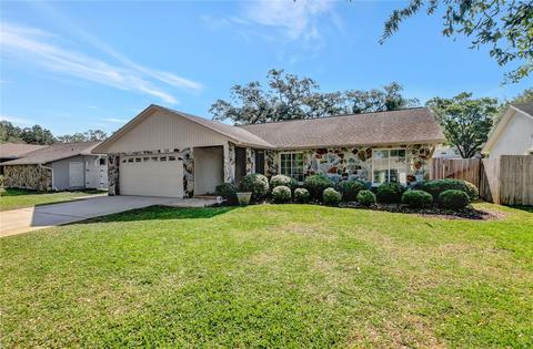 1525 Windmill Pointe Rd, Palm Harbor, FL 34685