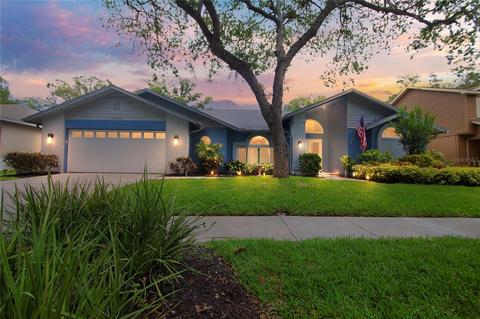 10489 Shady Oak Ln, Seminole, FL 33777