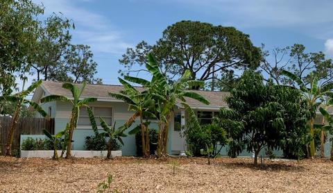 11747 81st Ave, Seminole, FL 33772