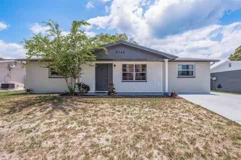 9140 Hermitage Ln, Port Richey, FL 34668
