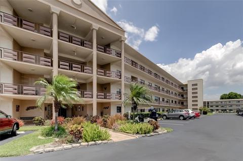7975 58th Ave N #108, Saint Petersburg, FL 33709