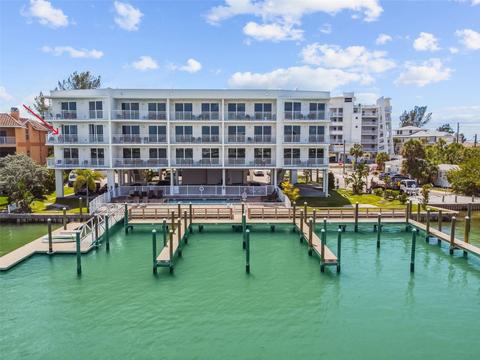 10091 Gulf Blvd #305E, Treasure Island, FL 33706
