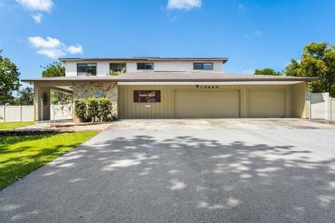 10440 Piper Dr, New Port Richey, FL 34654