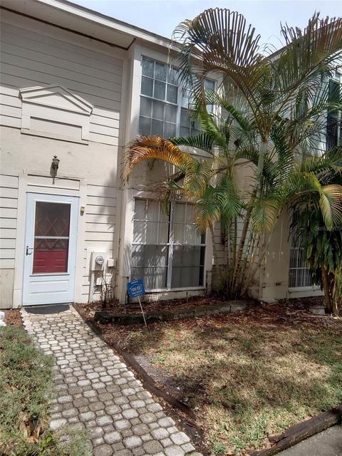 13907 Fletchers Mill Dr #23, Tampa, FL 33613