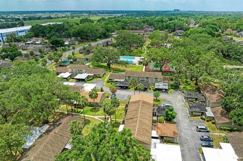 7910 Cedar Dr, Temple Terrace, FL 33637