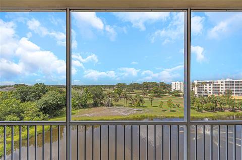 960 Starkey Rd #8403, Largo, FL 33771