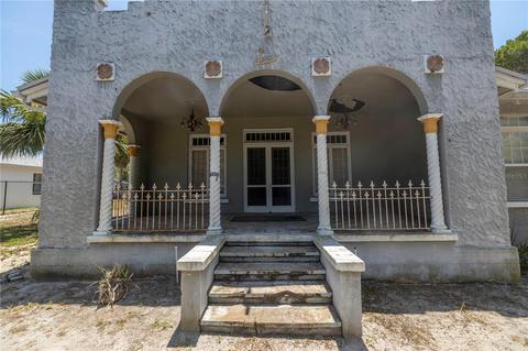 626 45th Ave S, Saint Petersburg, FL 33705