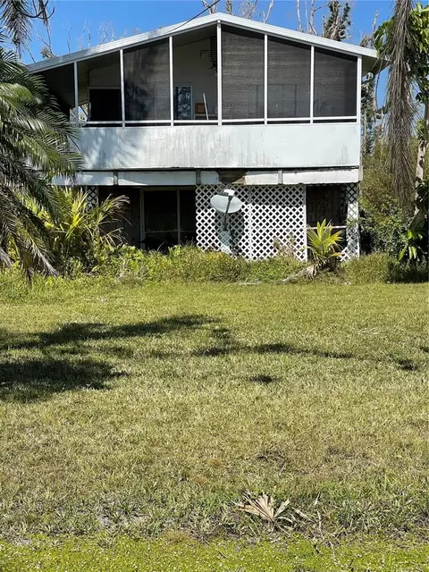 4694 Gulf Shore Rd, Saint James City, FL 33956
