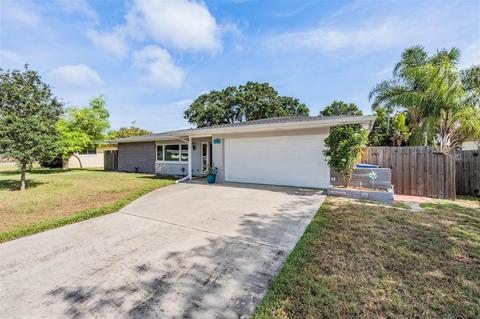 10885 101st Ave, Seminole, FL 33772