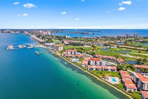 6051 Sun Blvd #213, Saint Petersburg, FL 33715