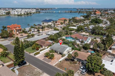 330 82nd Ave, Saint Pete Beach, FL 33706