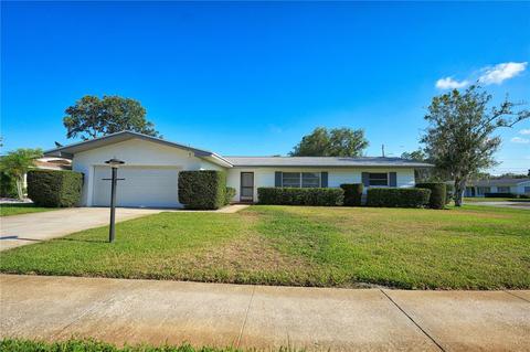 1555 Peaceful Ln N, Clearwater, FL 33756