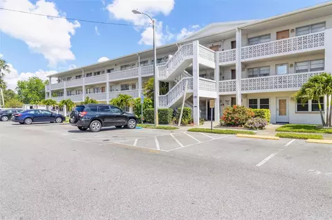 1001 77th Ave N #306, Saint Petersburg, FL 33702