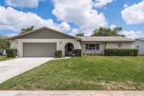 2286 Wilshire Dr, Dunedin, FL 34698