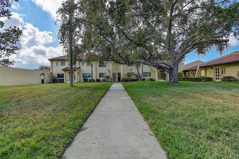 1447 57th St W #17, Bradenton, FL 34209