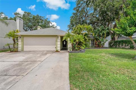 1231 Lornewood Dr, Valrico, FL 33596