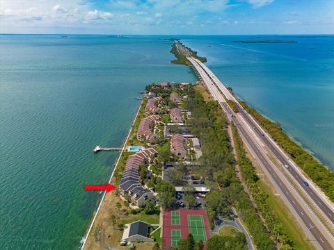 7500 Sunshine Skyway Ln S #T4, Saint Petersburg, FL 33711