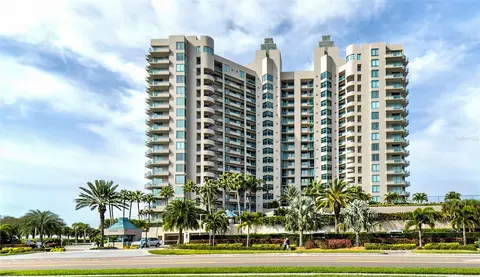 1560 Gulf Blvd #1005, Clearwater Beach, FL 33767