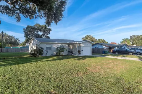 1518 Tangerine St, Clearwater, FL 33756