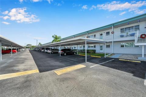 5286 81st St N #10, Saint Petersburg, FL 33709