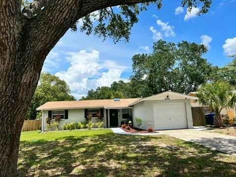 2209 Fulton Way, Largo, FL 33774