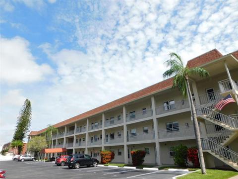 4000 3rd St N #207, Saint Petersburg, FL 33703