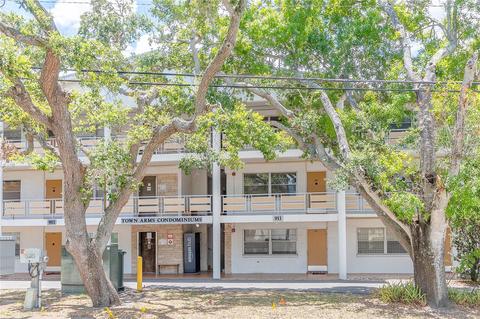 911 Washington Ave #115, Largo, FL 33770