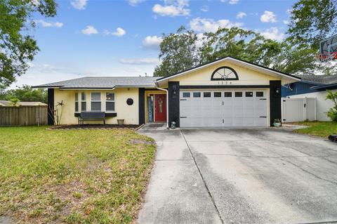 1336 Homestead Dr, Palm Harbor, FL 34683